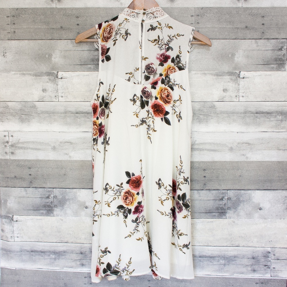 'Sugar Blossom' Dress - Picture 2 of 6